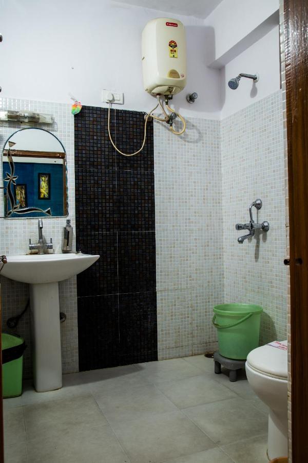 Hotel Udai Palace - Centrally Located Budget Family Stay Udaipur Exterior photo